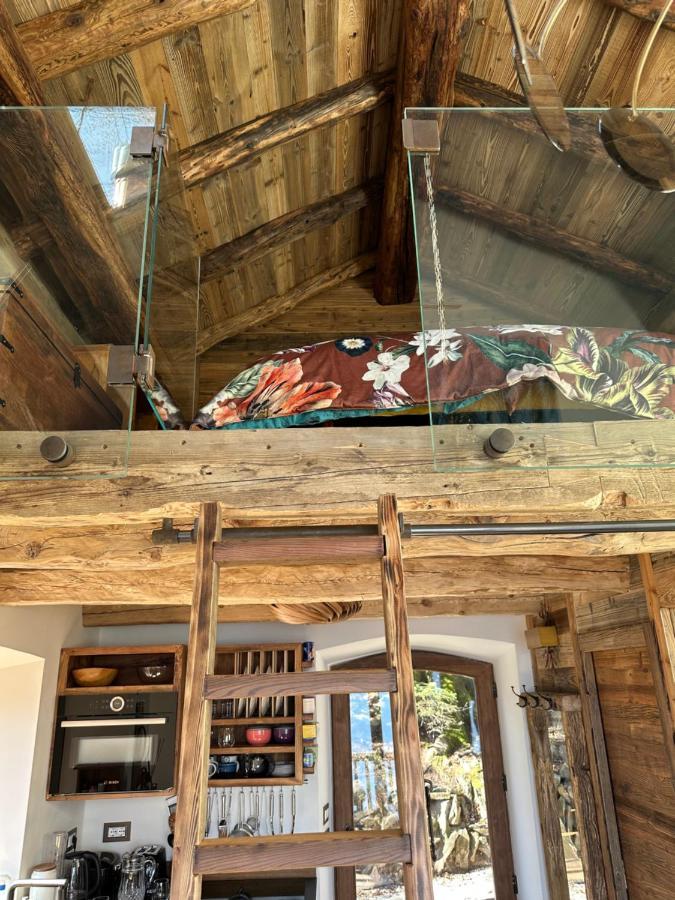 Private Luxury & Silence Retreat With Spectacular View Over The Maggiore Frühstückspension *