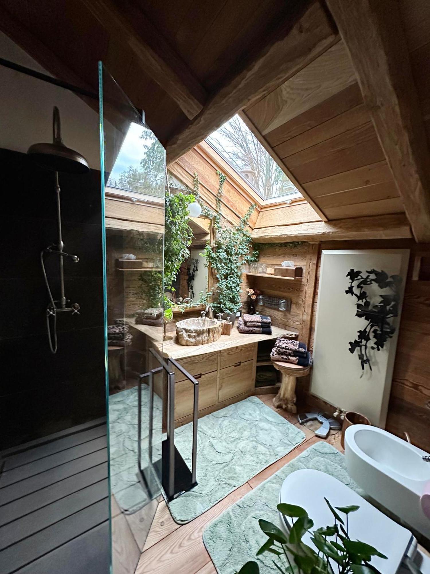 Private Luxury & Silence Retreat With Spectacular View Over The Maggiore Frühstückspension *